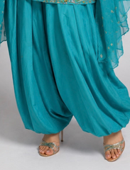 Azure Noor