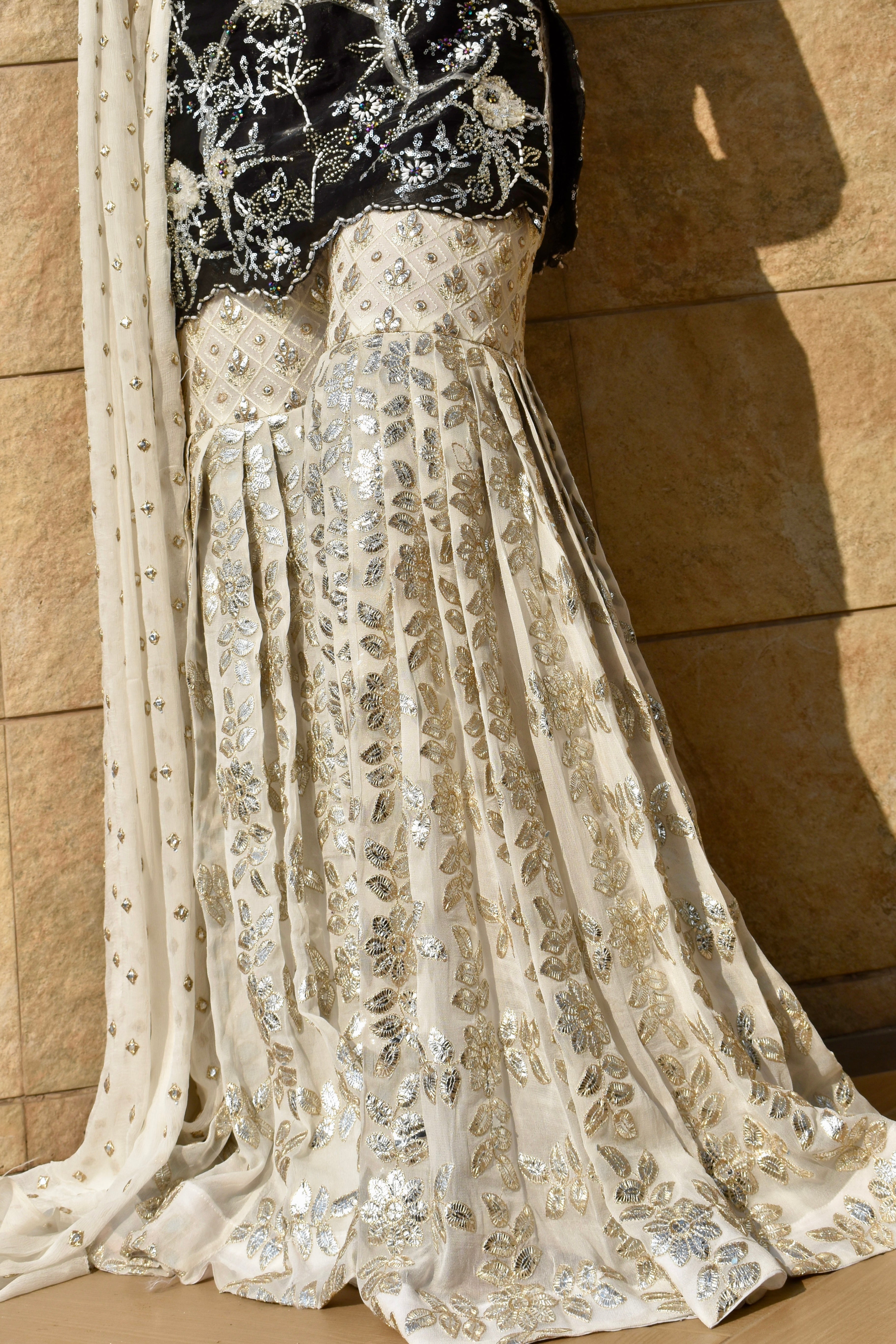 BLACK IVORY 3 PIECE STITCHED GHARARA SUIT