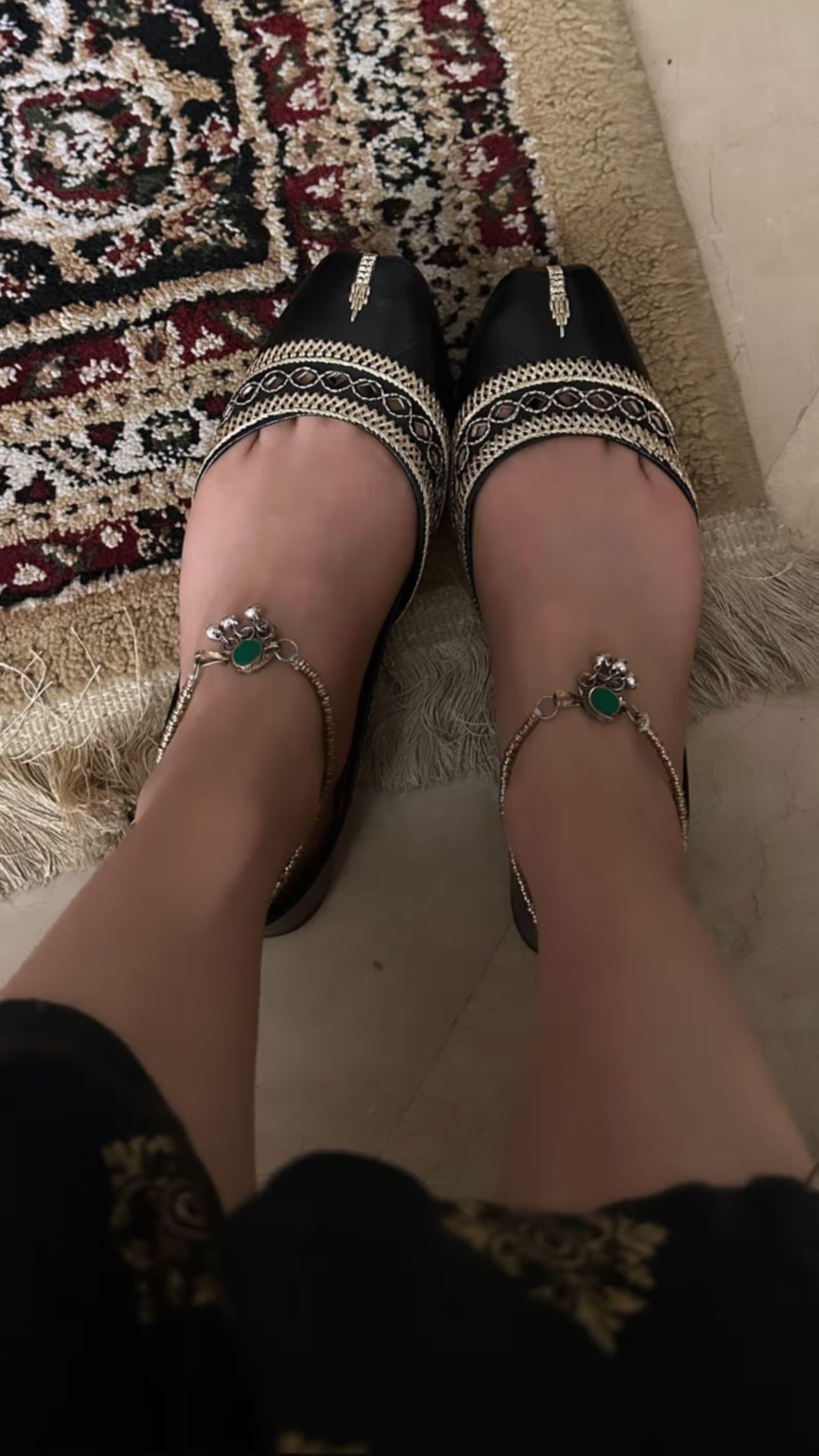 ETHNIC CHARM ANKLET