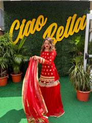 Suit mera laal rang da