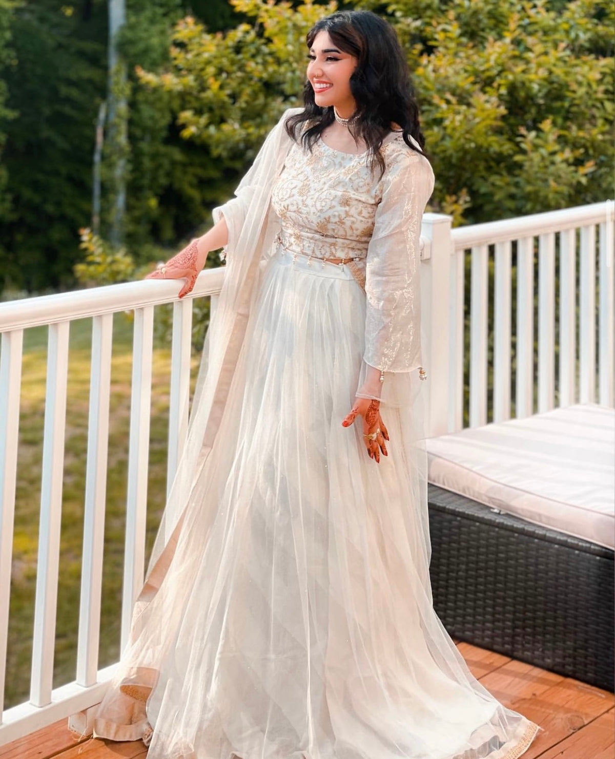 Safaid Lehnga